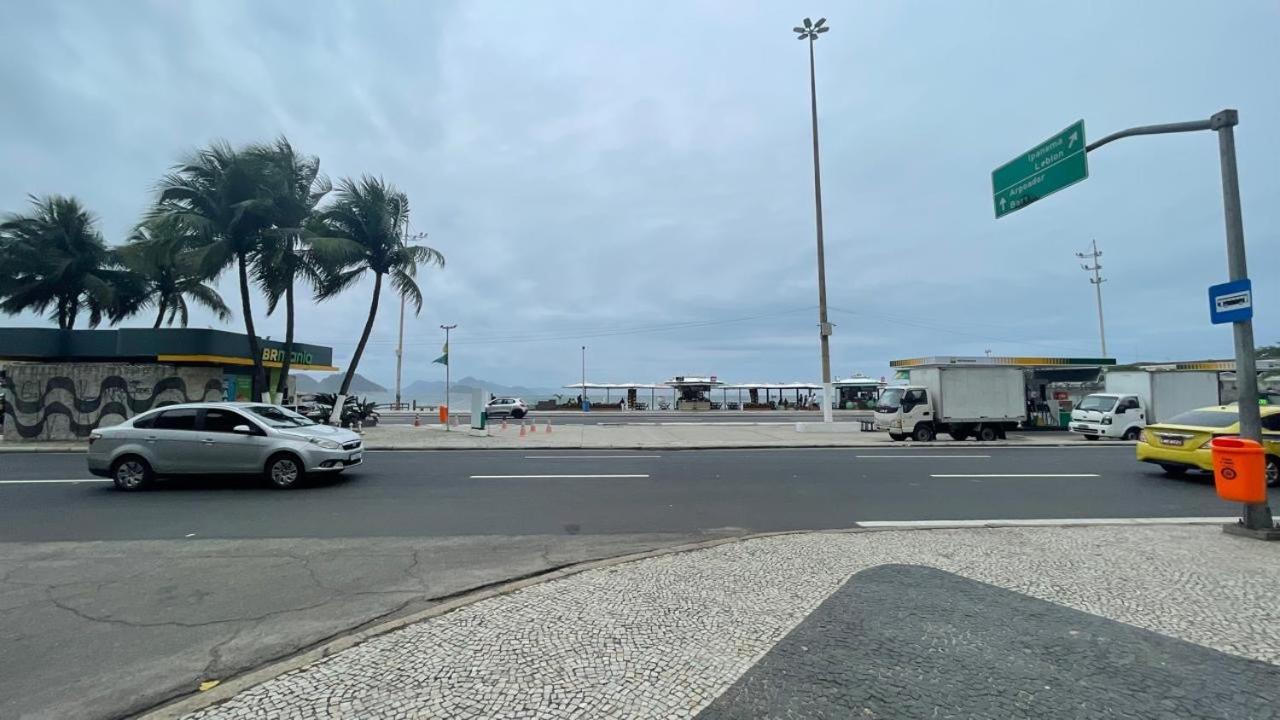 Localizacao Perfeita Em Copacabana Com Conforto A 100 Metros Da Apartamento Rio de Janeiro